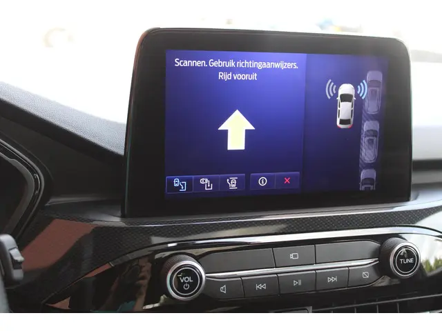 Ford Kuga 2.5 PHEV ST-Line 2022 Hybride Benzine 19