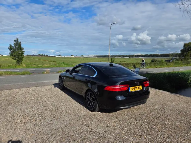 Jaguar XE 2.0 D Corporate Edition R-Sport 2016 Diesel 4