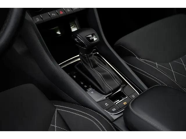 Škoda Karoq 1.5 TSI ACT Sportline 2019 Benzine 23