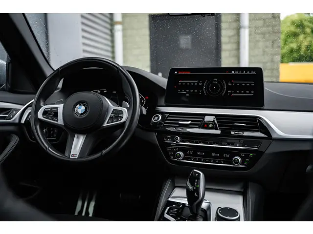 BMW 5 Serie 520i M Sport 2022 Benzine 27