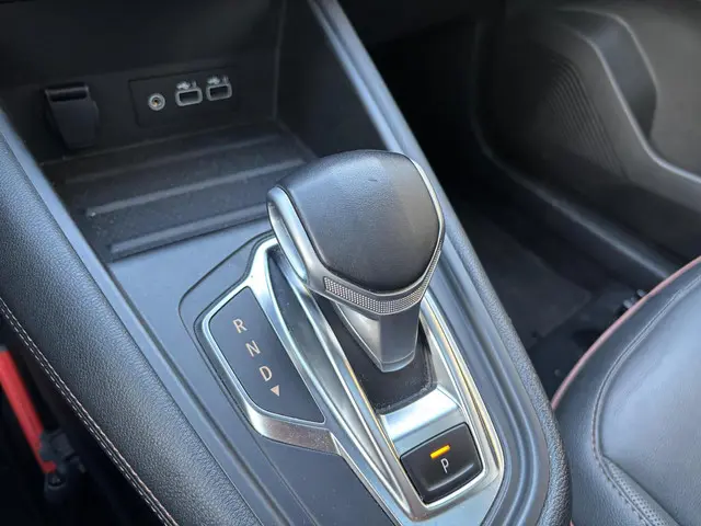 Renault Captur 1.3 mild hybrid 160 iconic 2024 Benzine 25