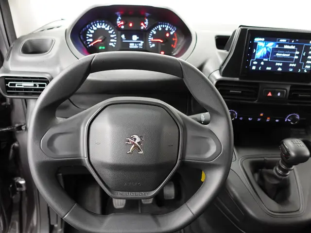 Peugeot Partner 1.5 L2 2023 Diesel 12