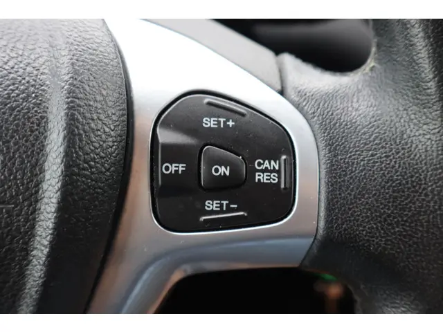 Ford B-MAX 1.0 EcoBoost Titanium 2013 Benzine 23