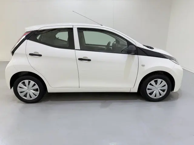 Toyota Aygo HB 1.0 VVT-i Airco NAP 2018 Benzine 20