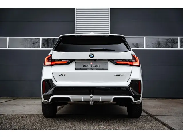 BMW X1 sDrive20i M Sport 2023 Hybride Benzine 5