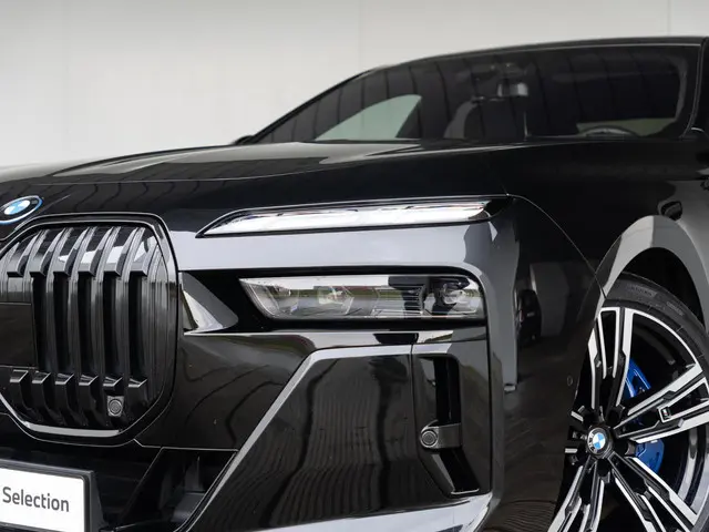 BMW i7 xDrive60 2024 Elektrisch 15