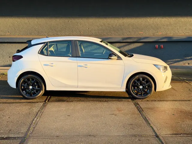 Opel Corsa 1.2 Edition Nette Auto 101 PK 2020 Benzine 8