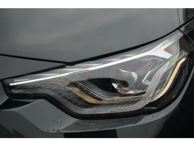 BMW 2 Serie Coupé 218i 2024 Benzine 7