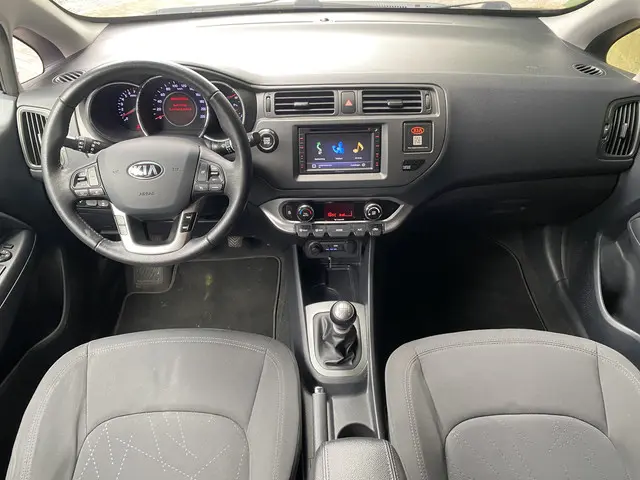 Kia Rio 1.2 CVVT Super Pack 2013 Benzine 12