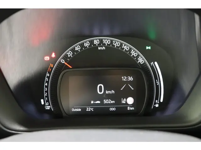 Toyota Aygo X 1.0 VVT-i MT Play, 2025 Benzine 26