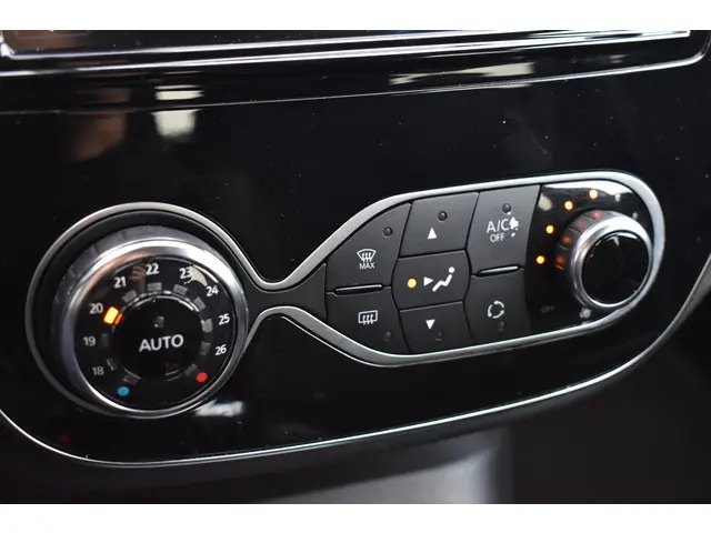 Renault Captur TCe 90 Intens 2018 Benzine 18