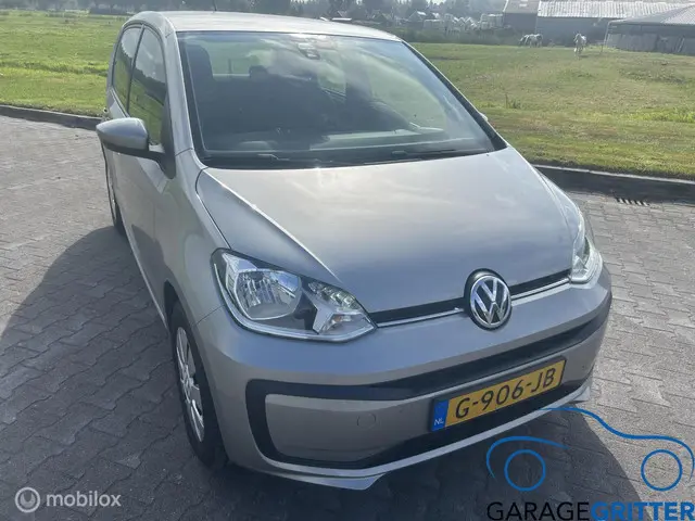 Volkswagen up! 1.0 BMT move up! 2019 Benzine 2