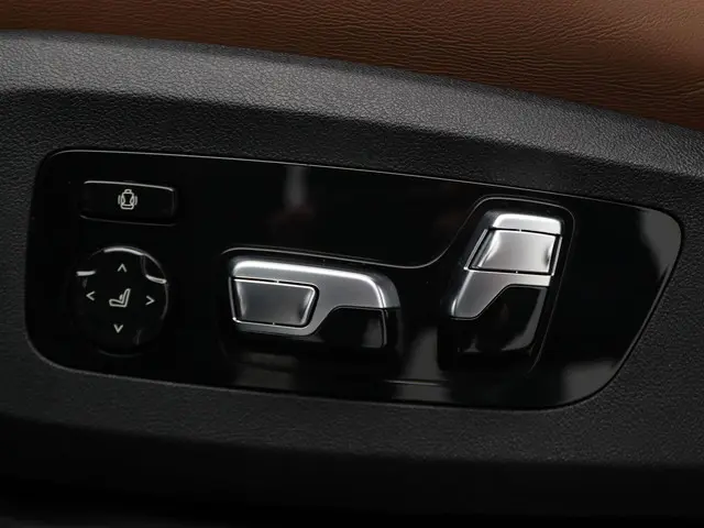 BMW X6 M Competition 2022 Benzine 15