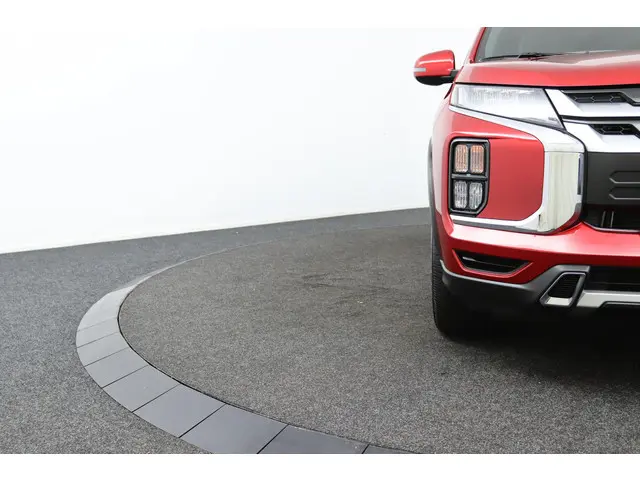 Mitsubishi ASX 2.0 Intense 2019 Benzine 14