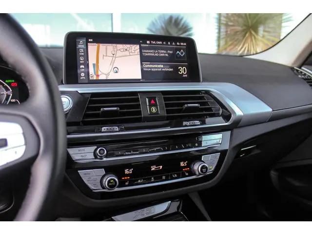 BMW X3 xDrive30e Executive 2020 Hybride Benzine 27