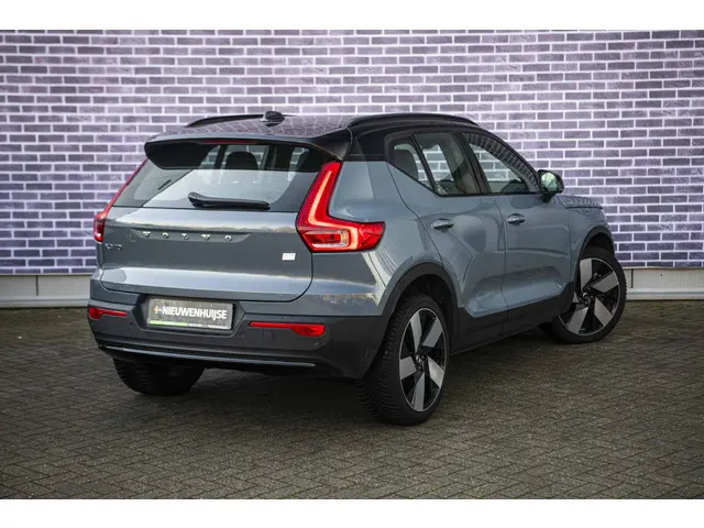 Volvo XC40 Recharge Plus 70 kWh 2022 Elektrisch 15