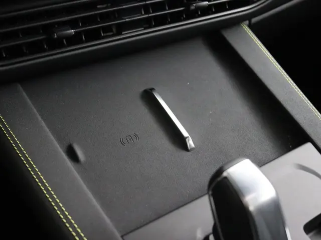 Lynk & Co 01 1.5 More 2025 Hybride Benzine 29