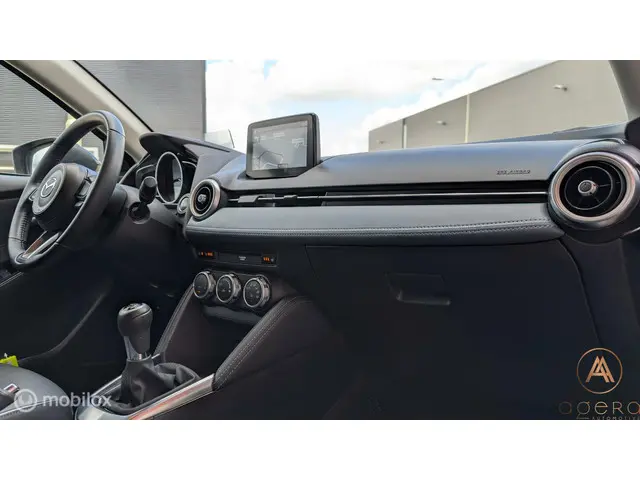 Mazda 2 1.5 Skyactiv-G Signature 2021 Benzine 12