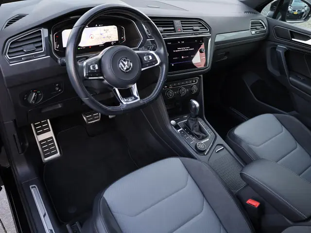 Volkswagen Tiguan 2.0 TSI 4Motion 2x R-Line 2020 Benzine 6