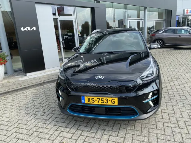 Kia e-Niro ExecutiveLine 64kWh 2019 Elektrisch 3