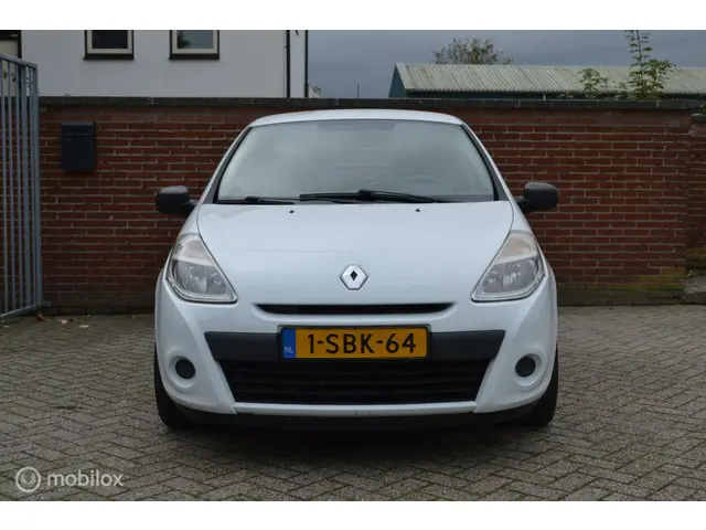 Renault Clio 1.2 Yahoo 2012 Benzine 9