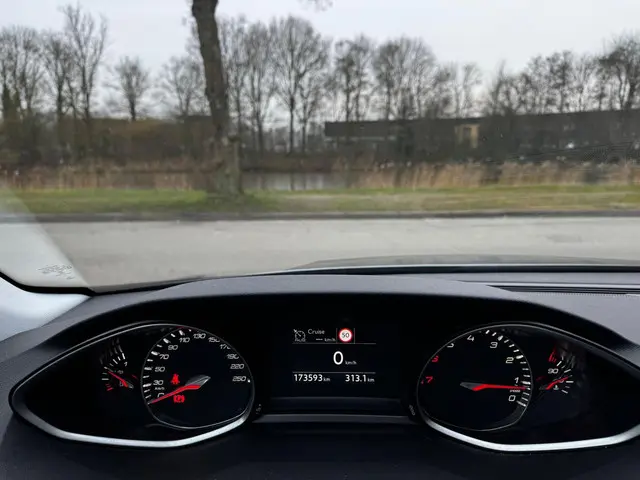 Peugeot 308 SW 1.2 PureTech Allure 2019 Benzine 15