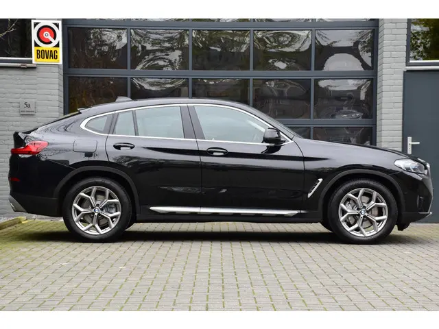 BMW X4 30i 2022 Benzine 14