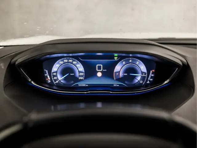 Peugeot 5008 1.2 PureTech Sport 7 Persoons 2019 Benzine 22