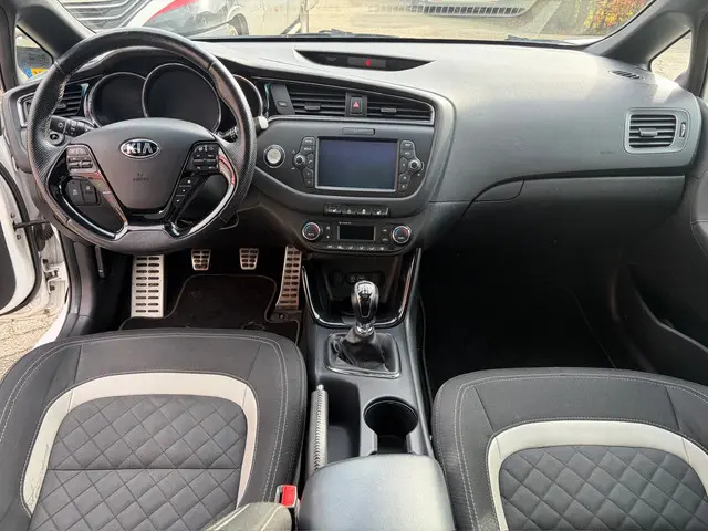 Kia cee'd 1.0 T-GDi GT-Line 2016 Benzine 14