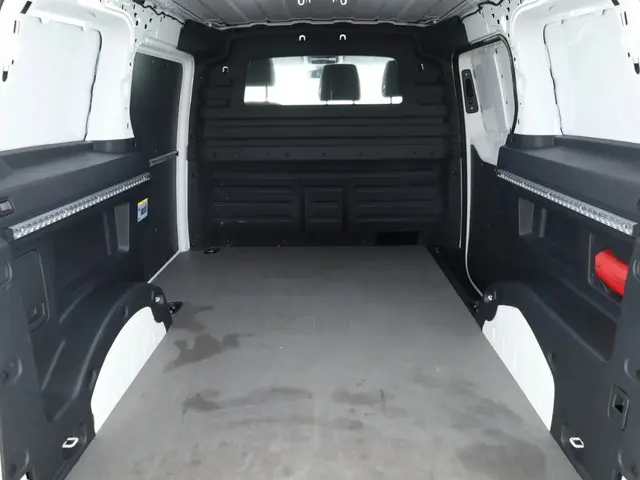 Volkswagen ID. Buzz Cargo 77 kWh 204pk 2022 Elektrisch 4