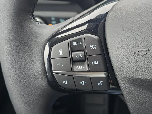 Ford Kuga 2.5 PHEV Titanium 2026 Hybride Benzine 15