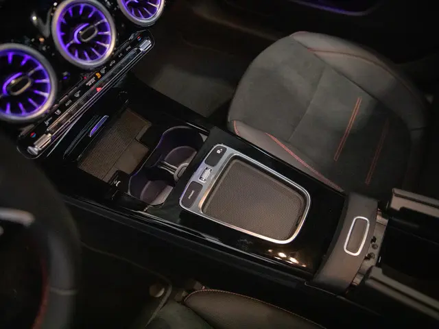 Mercedes-Benz CLA Coupé 180 Star Edition 2024 Benzine 46