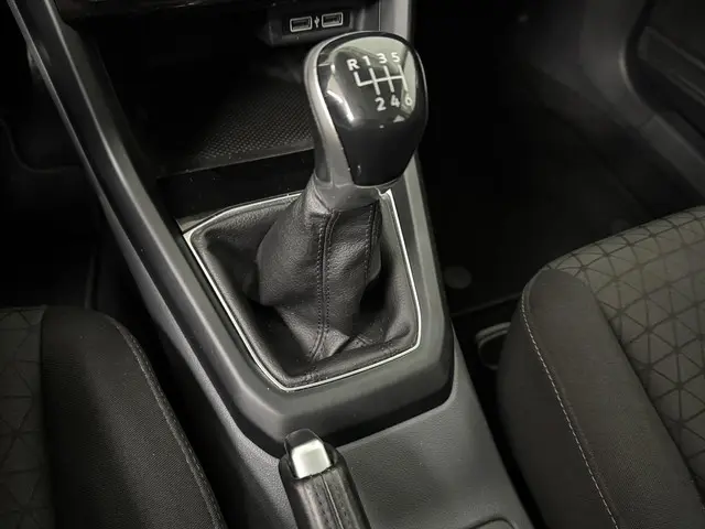 Volkswagen T-Cross 1.0 TSI Life 2020 Benzine 30