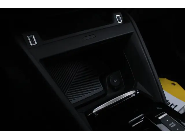 Citroën C4 1.2 Hybrid 136 Max 2024 Hybride Benzine 26