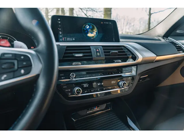 BMW X4 M Competition 2020 Benzine 37