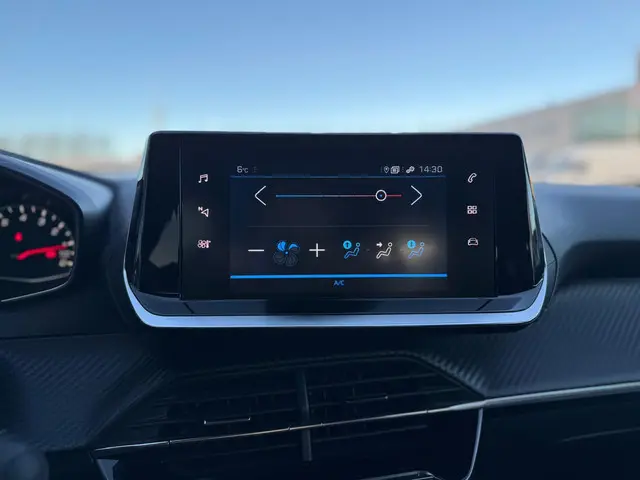 Peugeot 208 1.2 PureTech Active Pack 2022 Benzine 36