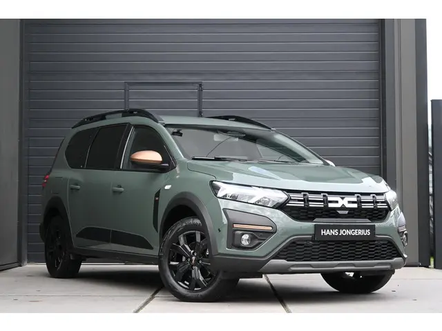 Dacia Jogger Hybrid 140 Extreme 2025 Hybride Benzine 7