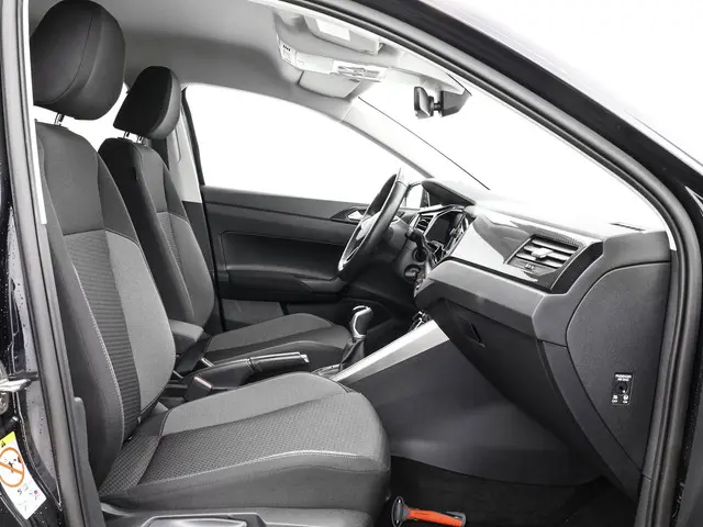 Volkswagen Polo 1.0 TSI 95pk Life 2023 Benzine 9