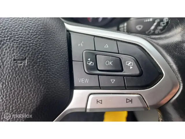 Volkswagen Transporter 2.0 TDI L2H1 30 DC 2020 Diesel 20