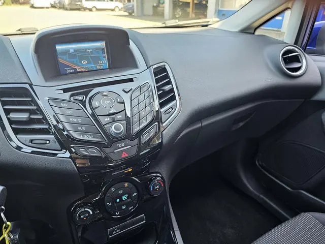 Ford Fiesta 1.0 EcoBoost Titanium 2016 Benzine 19