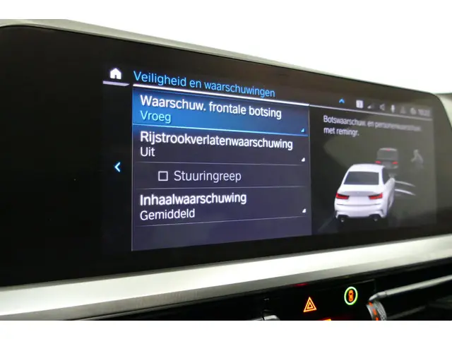 BMW 3 Serie 330e M Sport 2020 Hybride Benzine 35