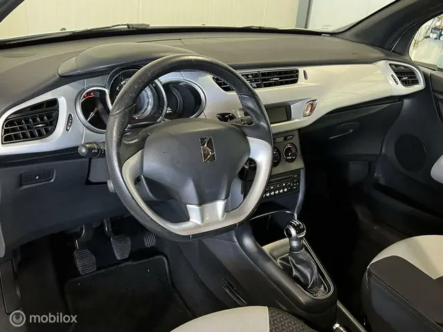 Citroën DS3 1.4 HDiF Chic 2014 Diesel 7