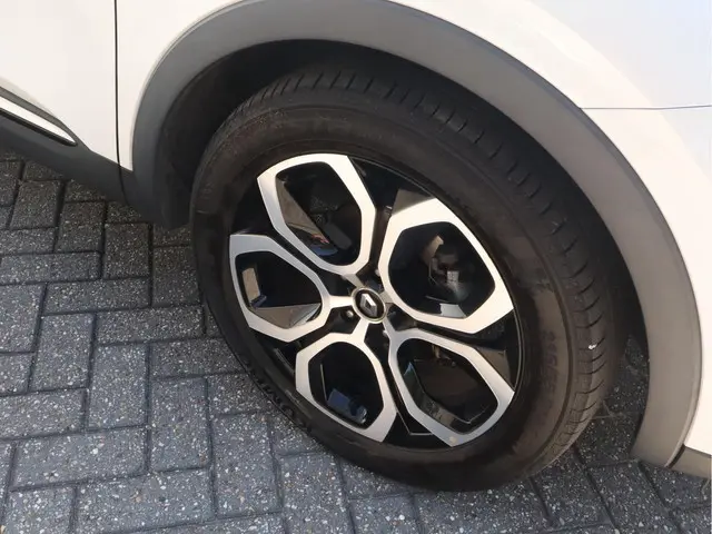 Renault Arkana 1.3 TCe 140 2022 Hybride Benzine 8