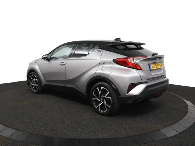 Toyota C-HR 1.8 Hybrid Bi-Tone 2017 Hybride Benzine 12
