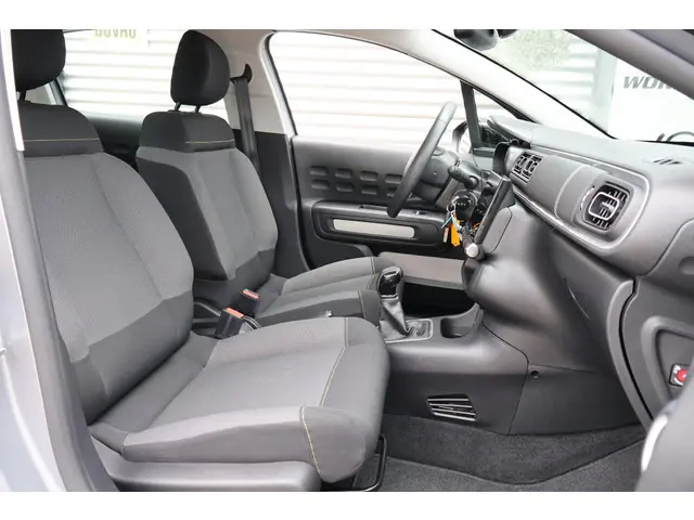 Citroën C3 1.2 PureTech C-Series 2022 Benzine 10