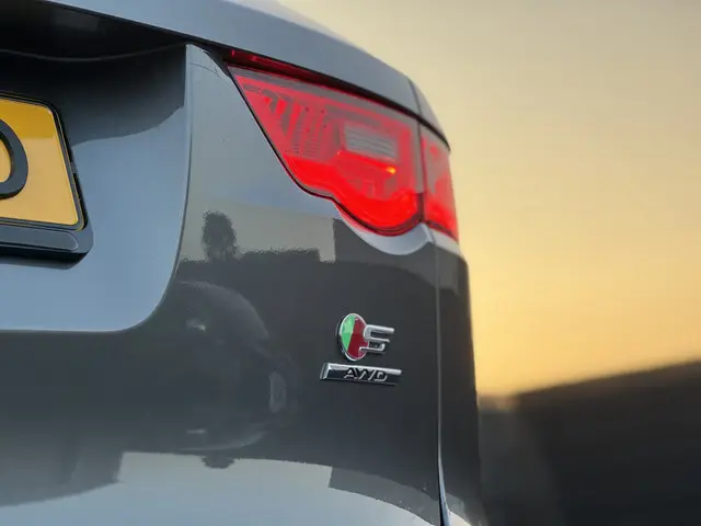Jaguar F-PACE 3.0 S AWD 30d 2016 Diesel 15