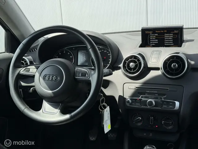 Audi A1 Sportback 1.0 Sport S line|Rijklaar 2017 Benzine 14