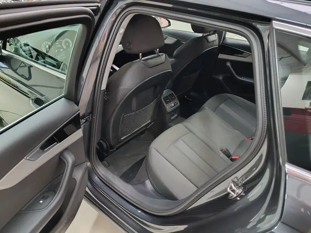 Audi A4 Avant 35 TFSI Advanced Edition 2023 Benzine 5