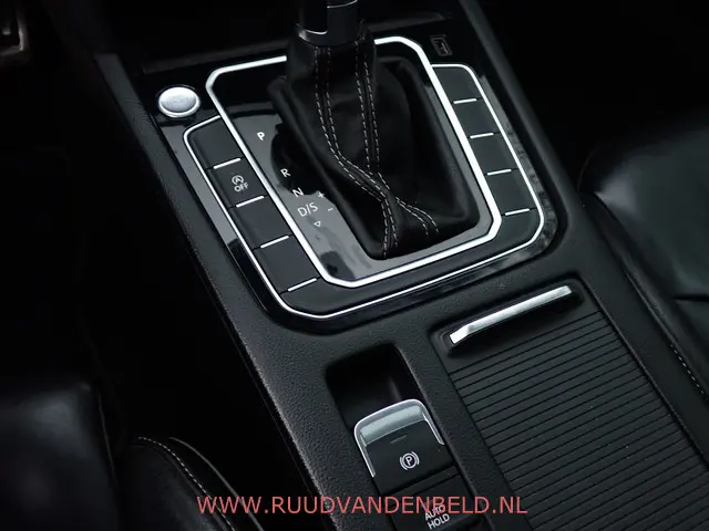 Volkswagen Arteon 2.0TSI R-LINE 2019 Benzine 12