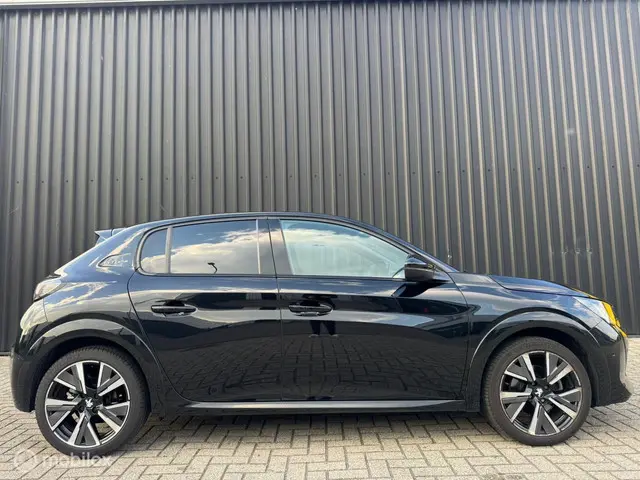 Peugeot 208 1.2 PureTech Allure 2020 Benzine 7